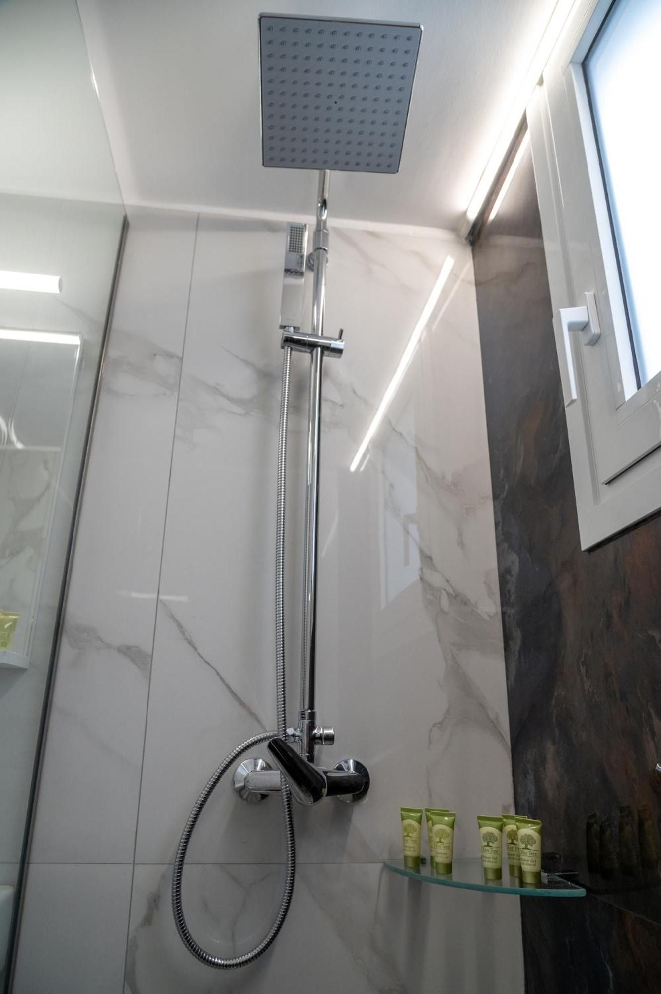 אתונה Central Apartment Near To Acropolis Area מראה חיצוני תמונה