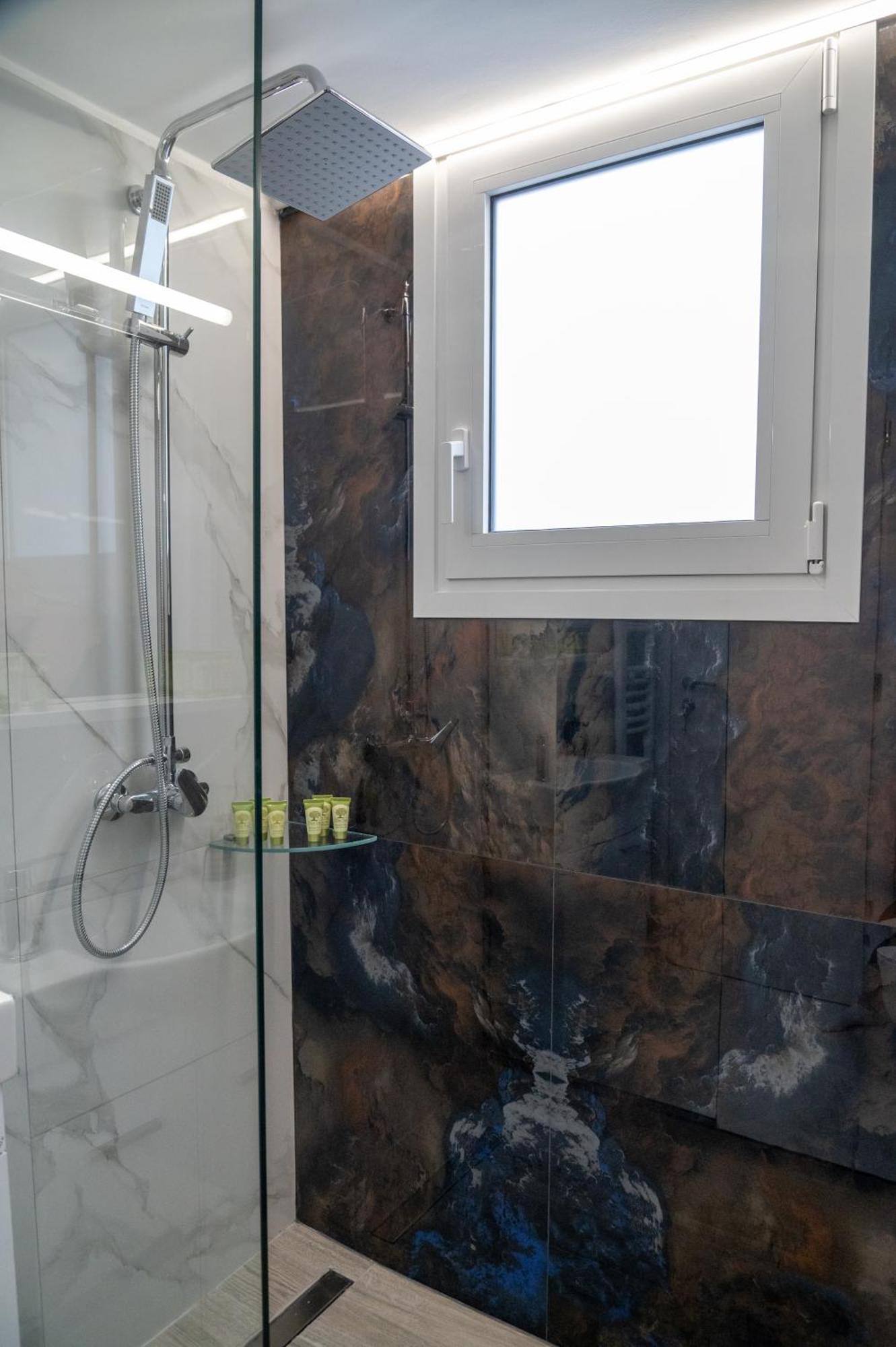 אתונה Central Apartment Near To Acropolis Area מראה חיצוני תמונה